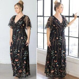 Kiyonna Floral Embroidered Elegance Evening Gown Dress Size 2X Worn Once